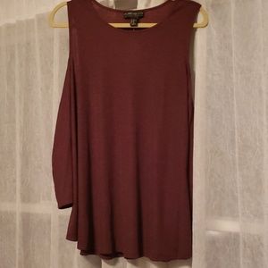 Cold shoulder swing top